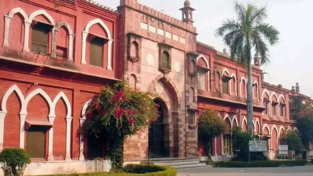 सर सैयद- डे पर विशेष श्रृद्धांजली सर सैयद- डे पर विशेष श्रृद्धांजली
