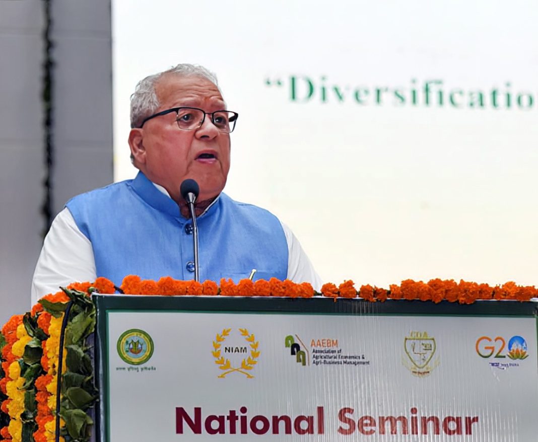 किसानों की आय बढ़ाने के लिए विविधिकरण की महत्ती आवश्यकता: राज्यपाल कलराज मिश्र किसानों की आय बढ़ाने के लिए विविधिकरण की महत्ती आवश्यकता: राज्यपाल कलराज मिश्र