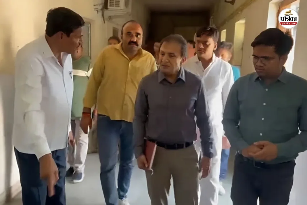 विधायक के व्यवहार से आहत डॉक्टर का इस्तीफा, बोले-गालियां सुनने के लिए पद ग्रहण नहीं किया विधायक के व्यवहार से आहत डॉक्टर का इस्तीफा, बोले-गालियां सुनने के लिए पद ग्रहण नहीं किया